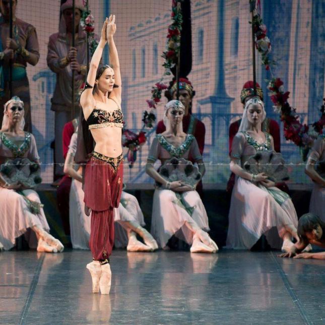 olesya-novikova-nikiya-la-bayadc3a9re-mariinsky-ballet-c2a9-nikolay-krusser-7