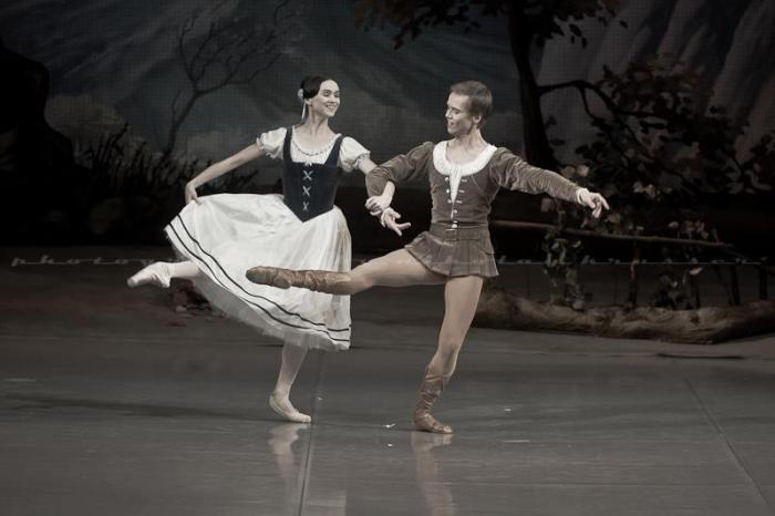 olesya-novikova-and-leonid-sarafanov-in-giselle-2