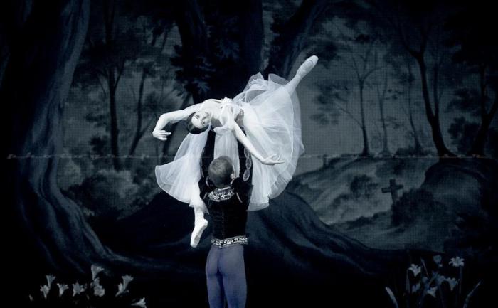 olesya-novikova-and-leonid-sarafanov-in-giselle-31